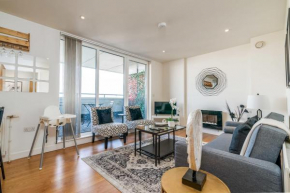 Modern Comfort Stratford 3BR Duplex